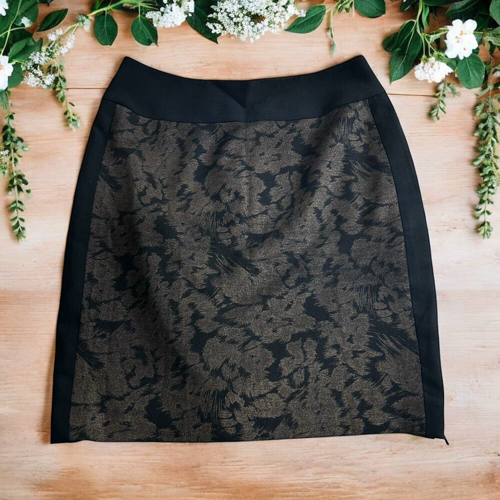 Tahari Black Gold Pencil Skirt Sz 4 Petite Side Zipper Slit Lined Fashion
